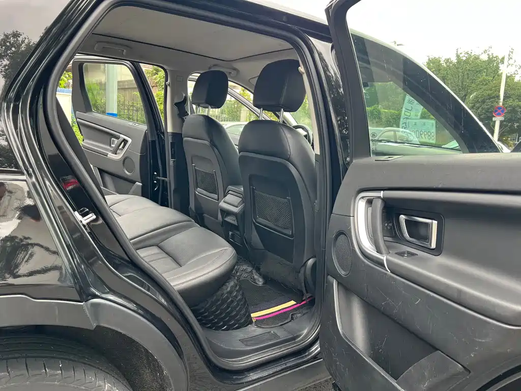Land Rover Discovery Sport — миниатюра 13