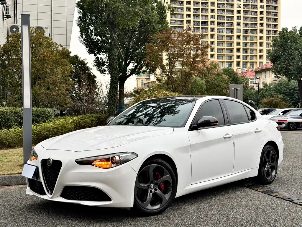 Купить Alfa Romeo Giulia