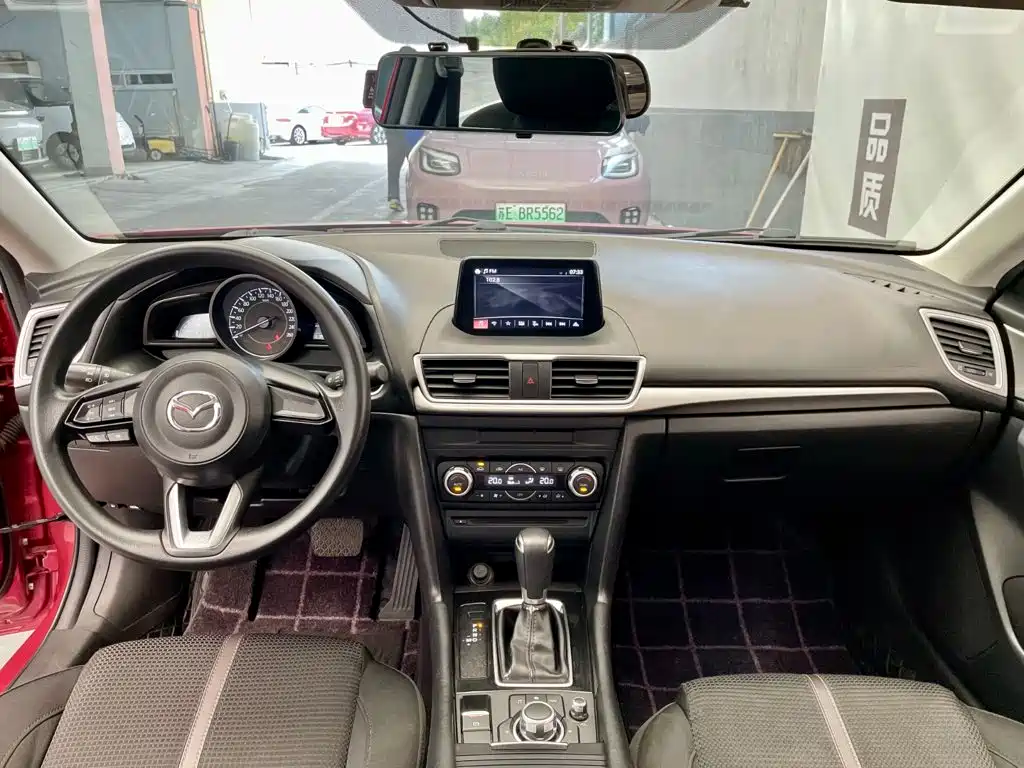 Mazda 3 Axela — миниатюра 8