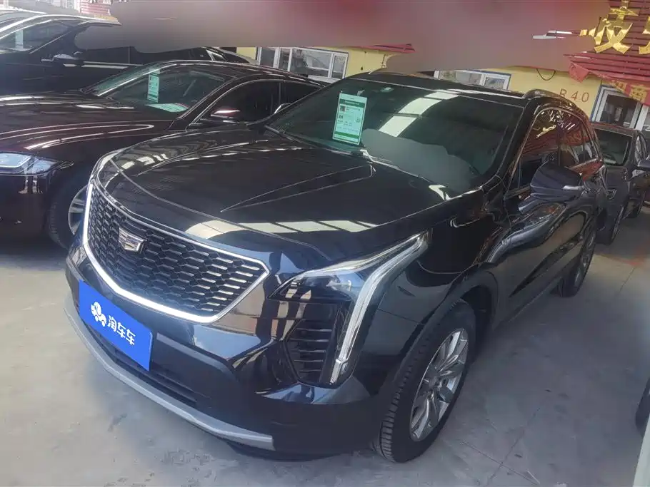 Купить Cadillac XT4