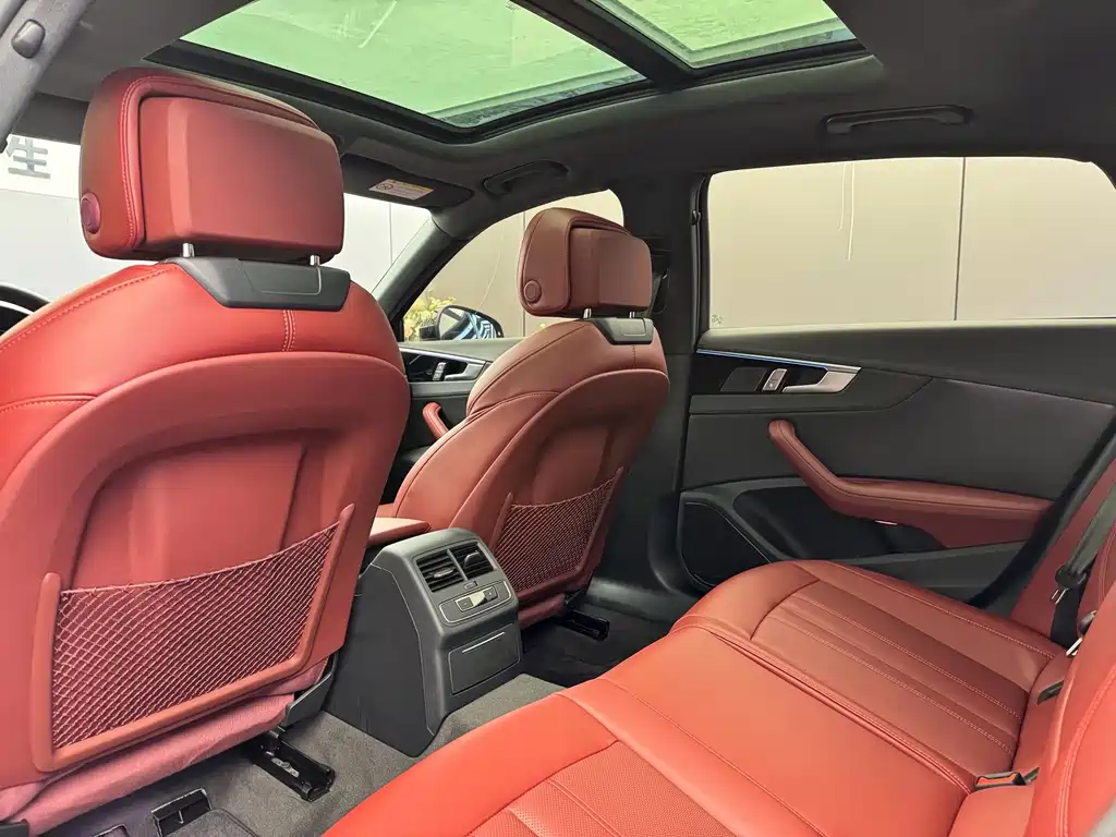 Audi A4L 2025 200 Enjoy 40 TFSI Luxury