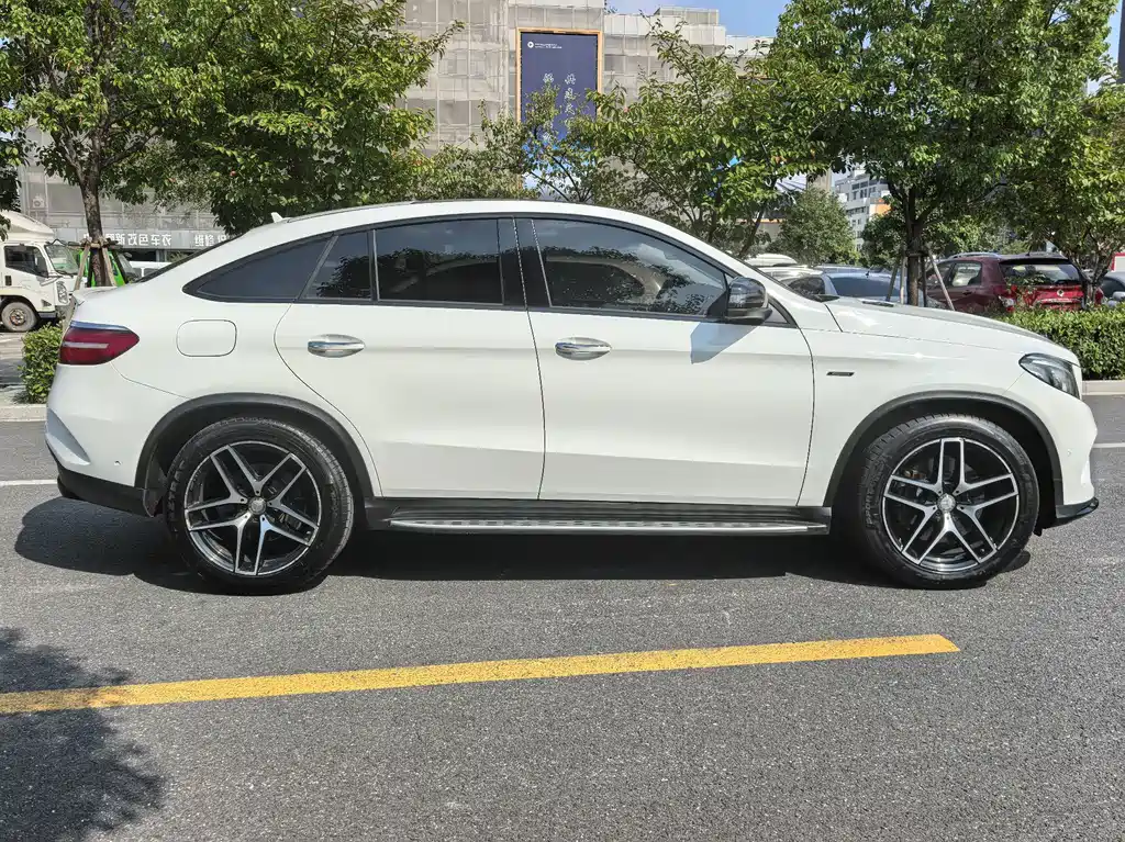 Mercedes-Benz GLE Coupe — миниатюра 4