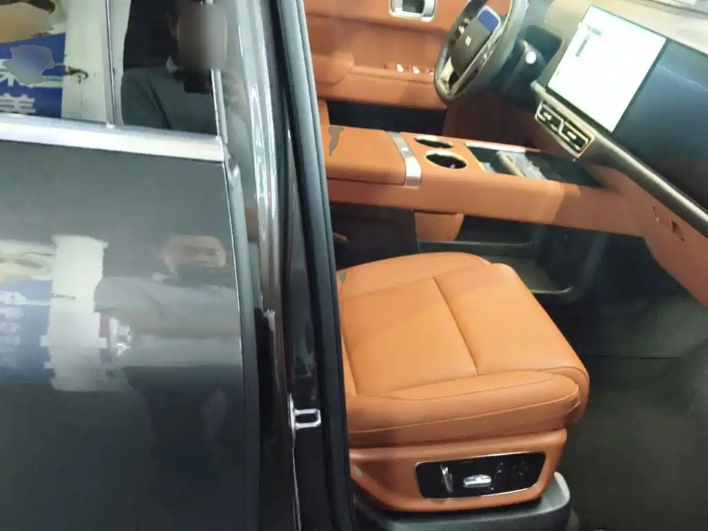 Li Auto Li L9 — миниатюра 25