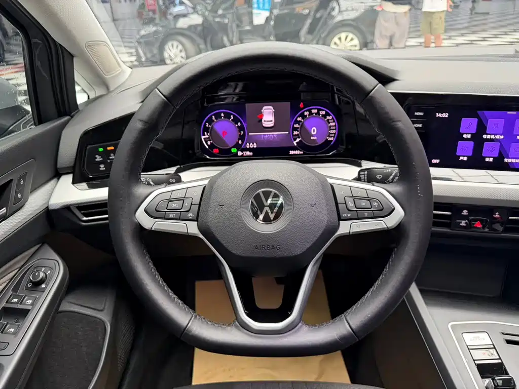 Volkswagen Golf — миниатюра 11