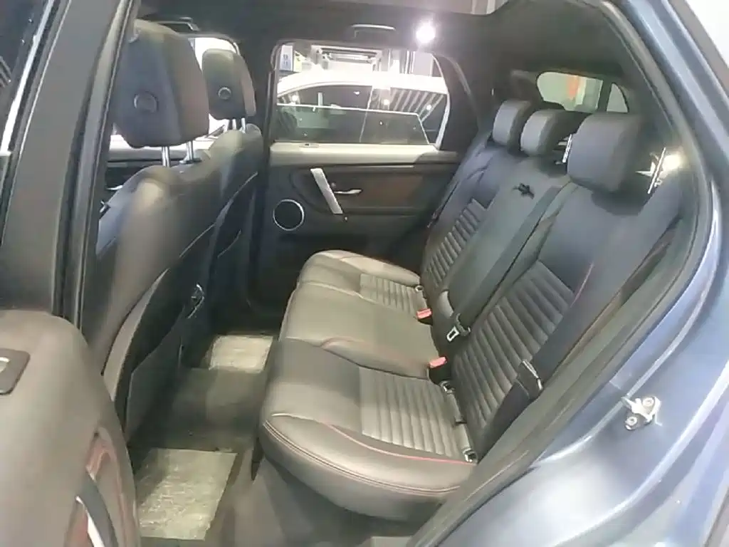 Land Rover Discovery Sport — миниатюра 17