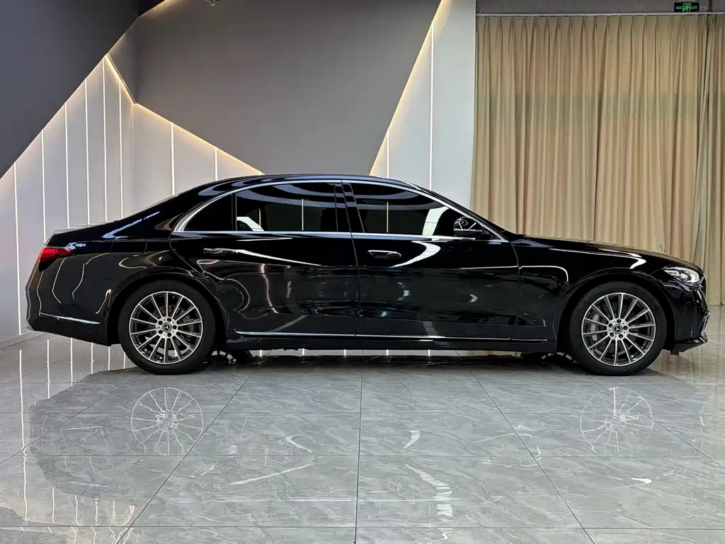Mercedes-Benz S-Class — миниатюра 4