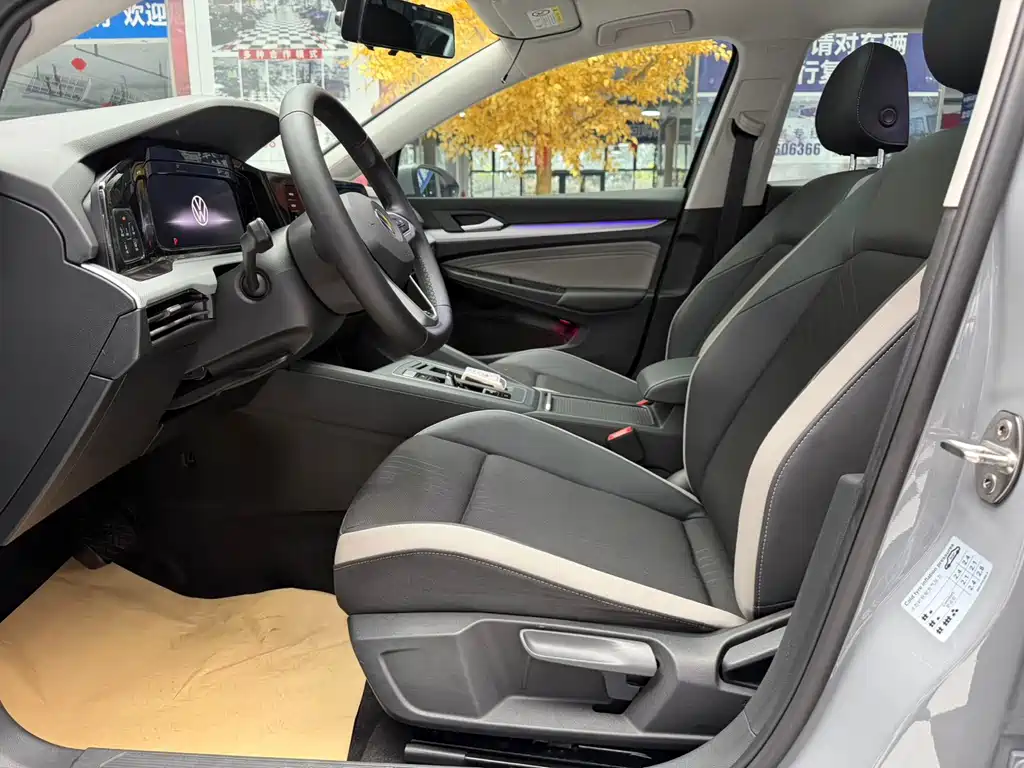 Volkswagen Golf — миниатюра 6