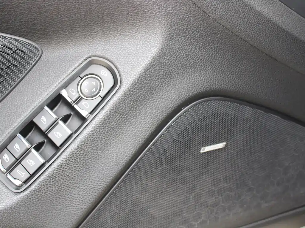 Porsche Panamera — миниатюра 22