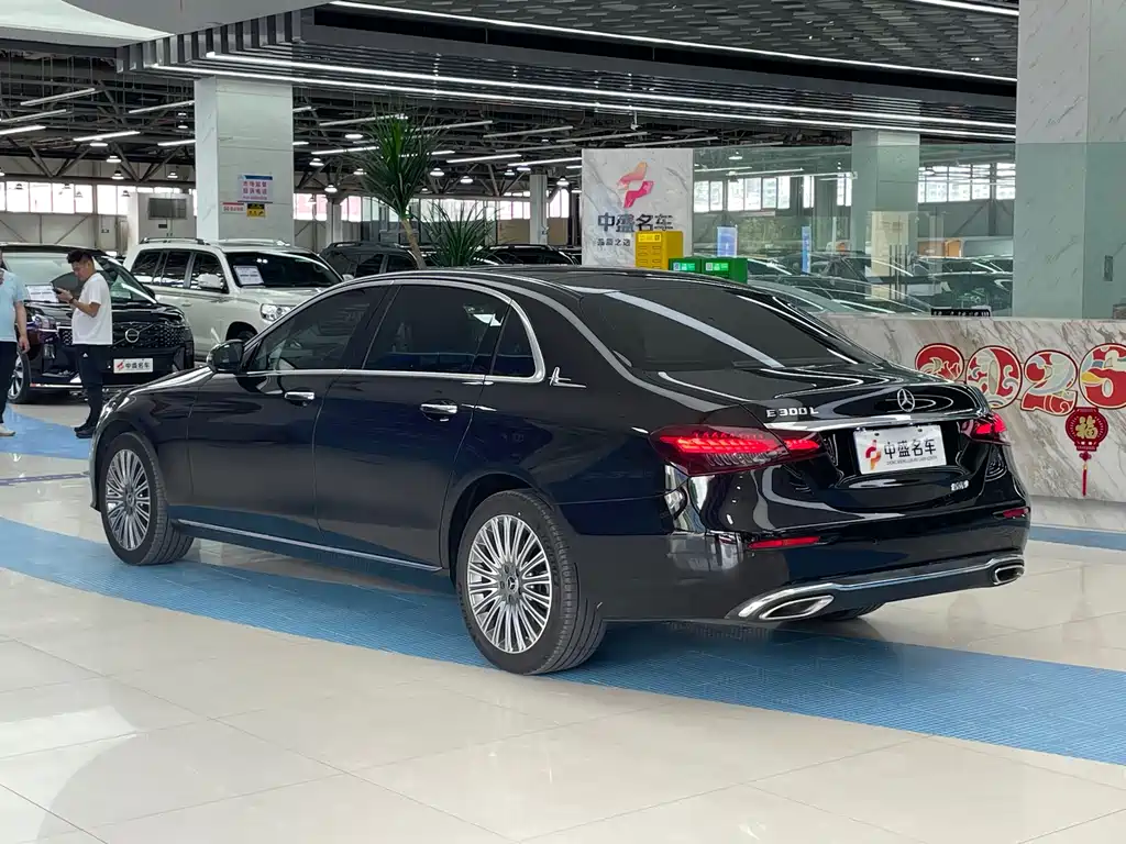 Mercedes-Benz E-Class E 2023 E 300 L Fashion
