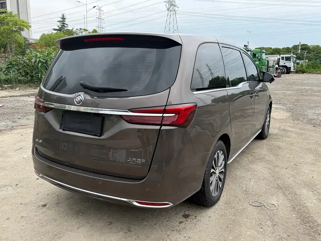 Buick GL8 — миниатюра 7