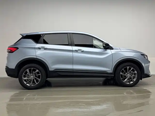 Geely Binyue — миниатюра 5