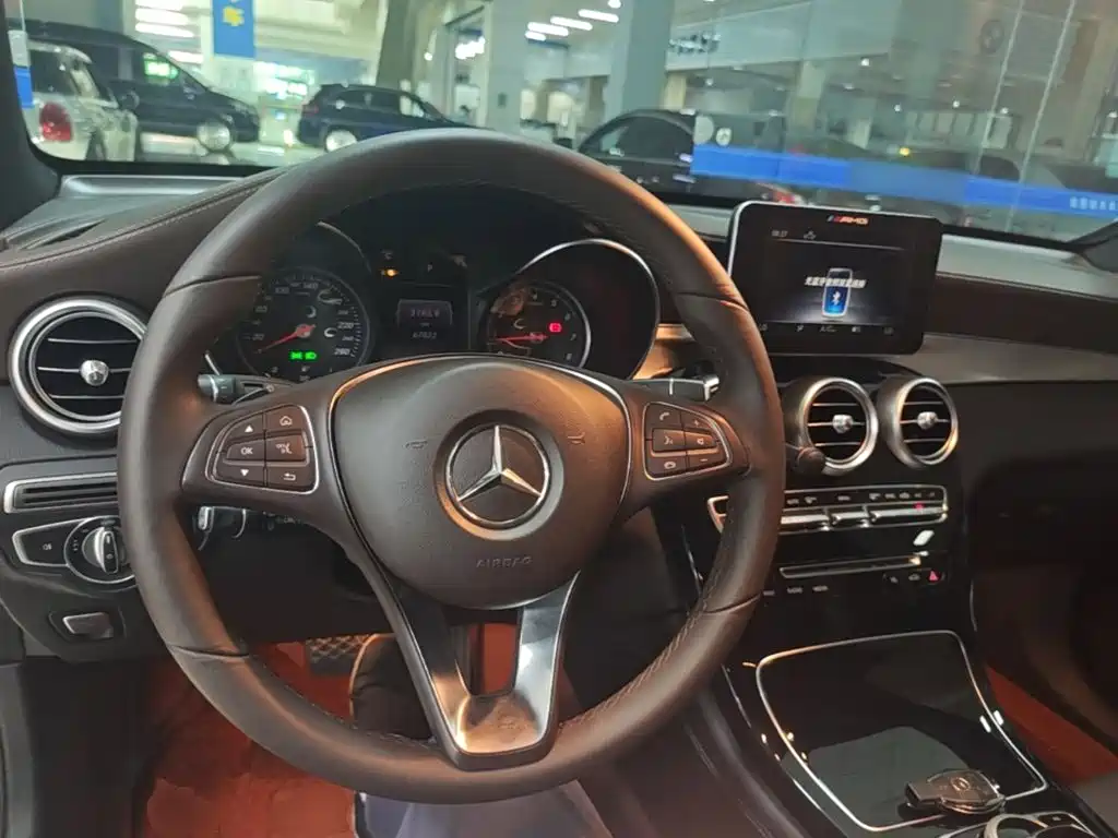 Mercedes-Benz GLC — миниатюра 10