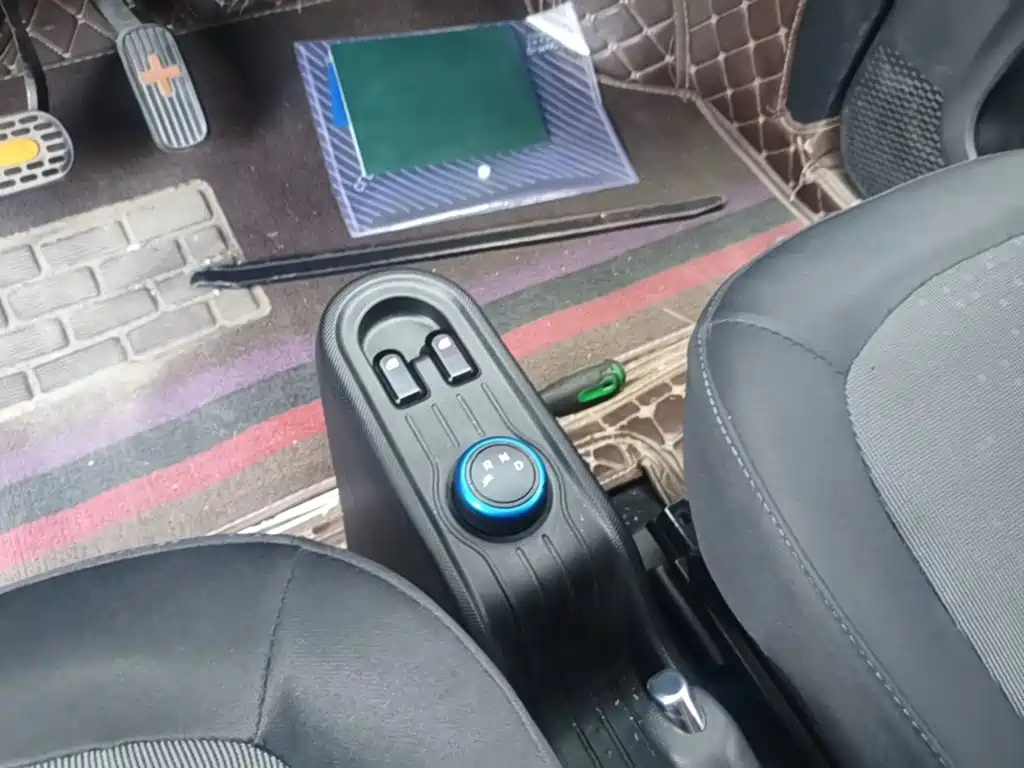 Wuling MINIEV — миниатюра 14