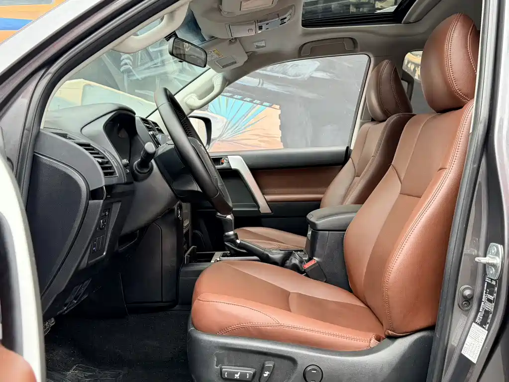 Toyota Prado (Import) — миниатюра 6