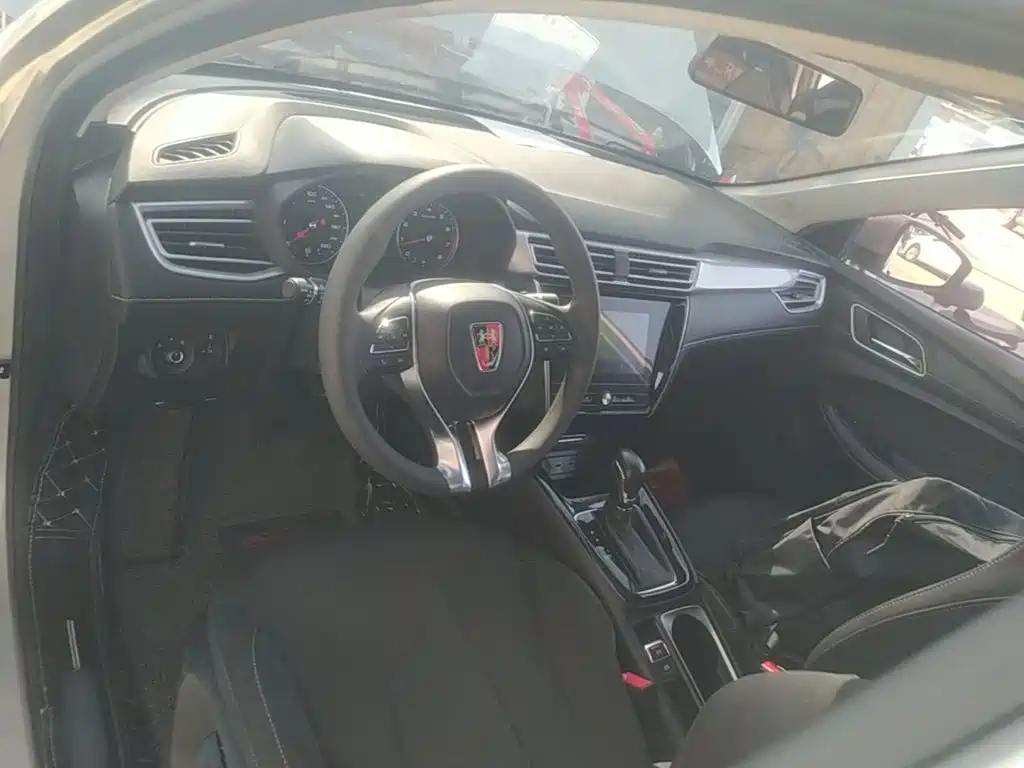 Roewe i5 — миниатюра 10