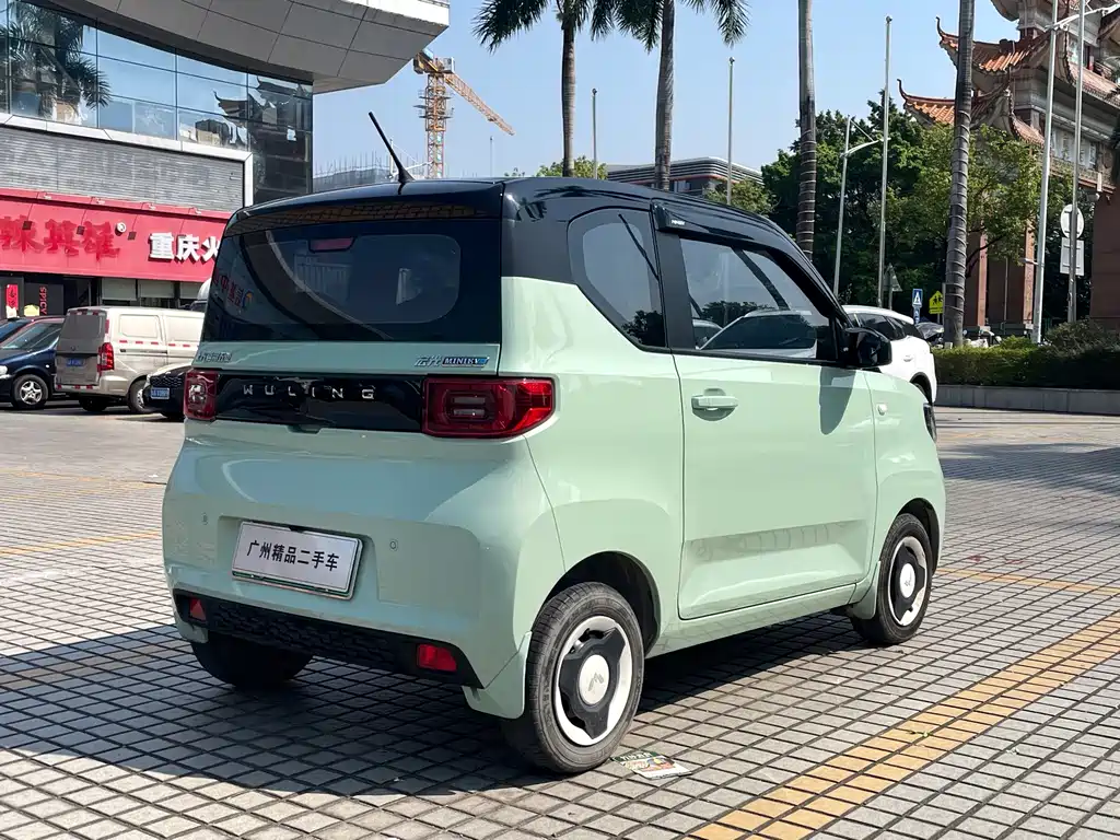 Wuling MINIEV — миниатюра 8