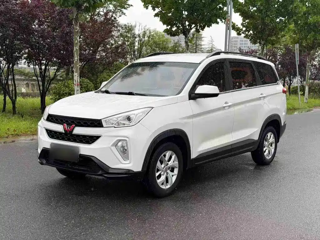 Wuling Hongguang S3