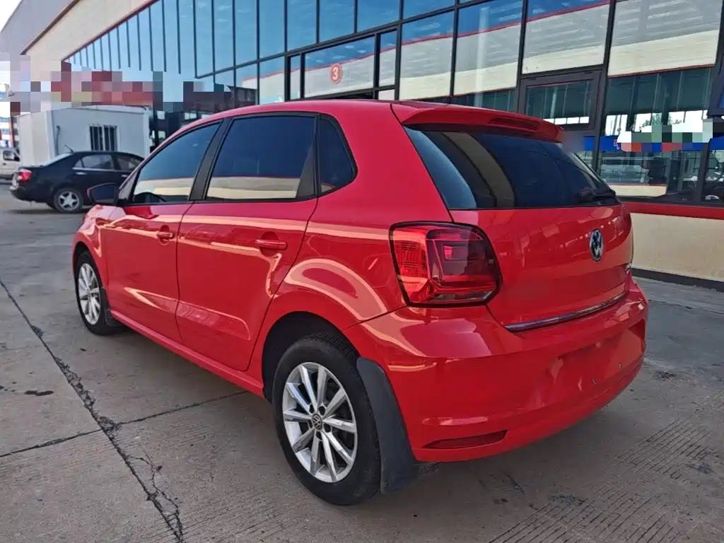 Volkswagen Polo — миниатюра 5