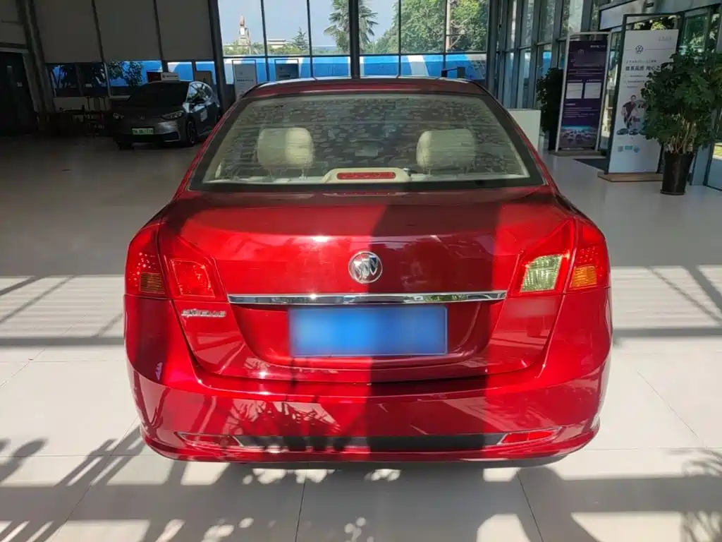 Buick Excelle — миниатюра 6