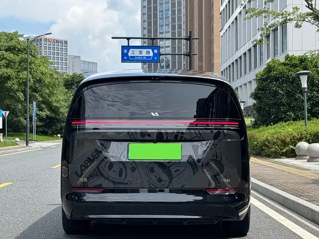 Li Auto Li MEGA — миниатюра 12