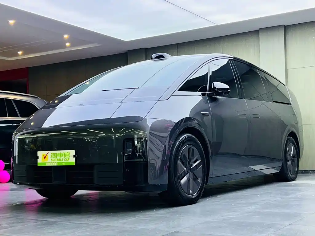 Li Auto Li MEGA
