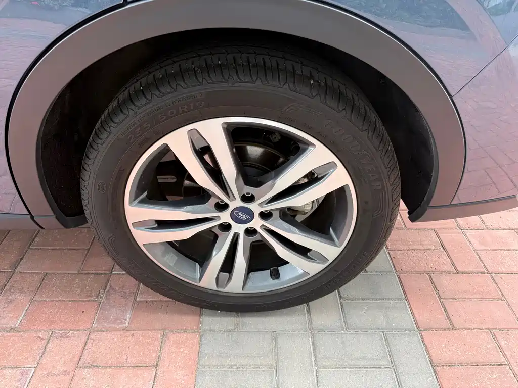 Ford Equator Sport — миниатюра 11