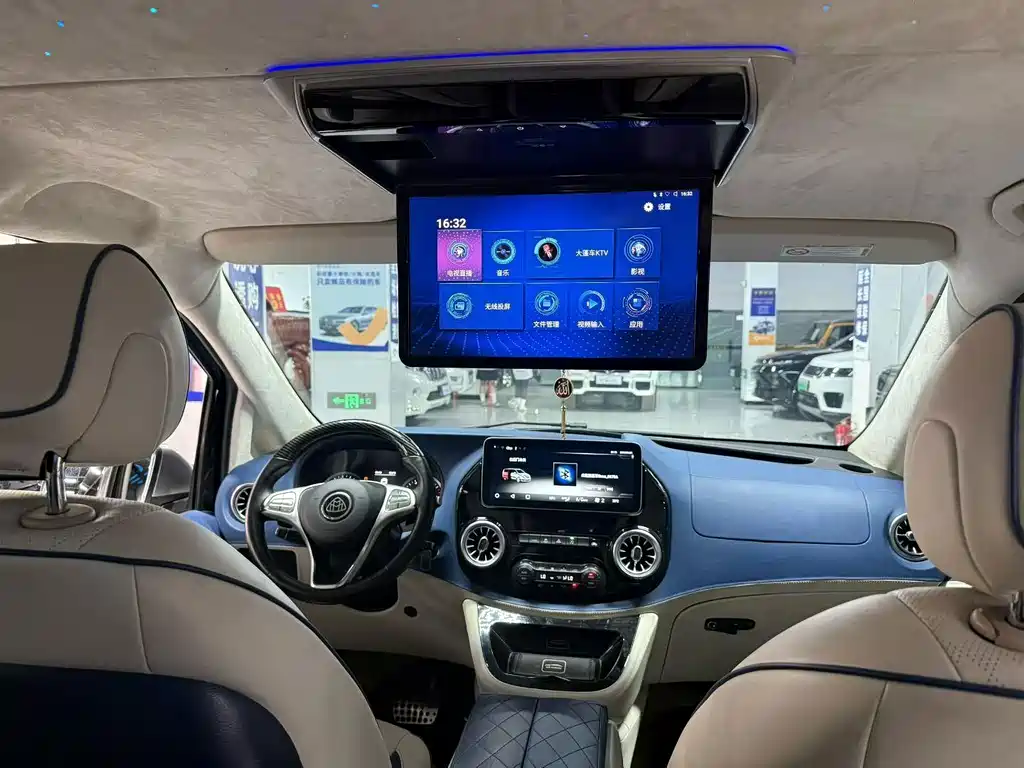 Mercedes-Benz Vito — миниатюра 9