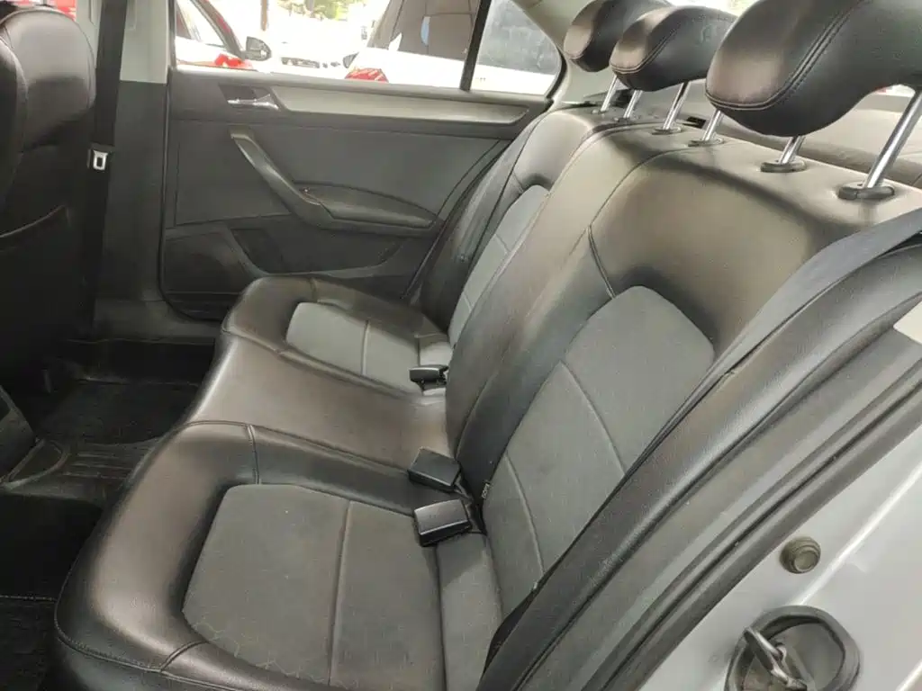 Volkswagen Santana — миниатюра 17