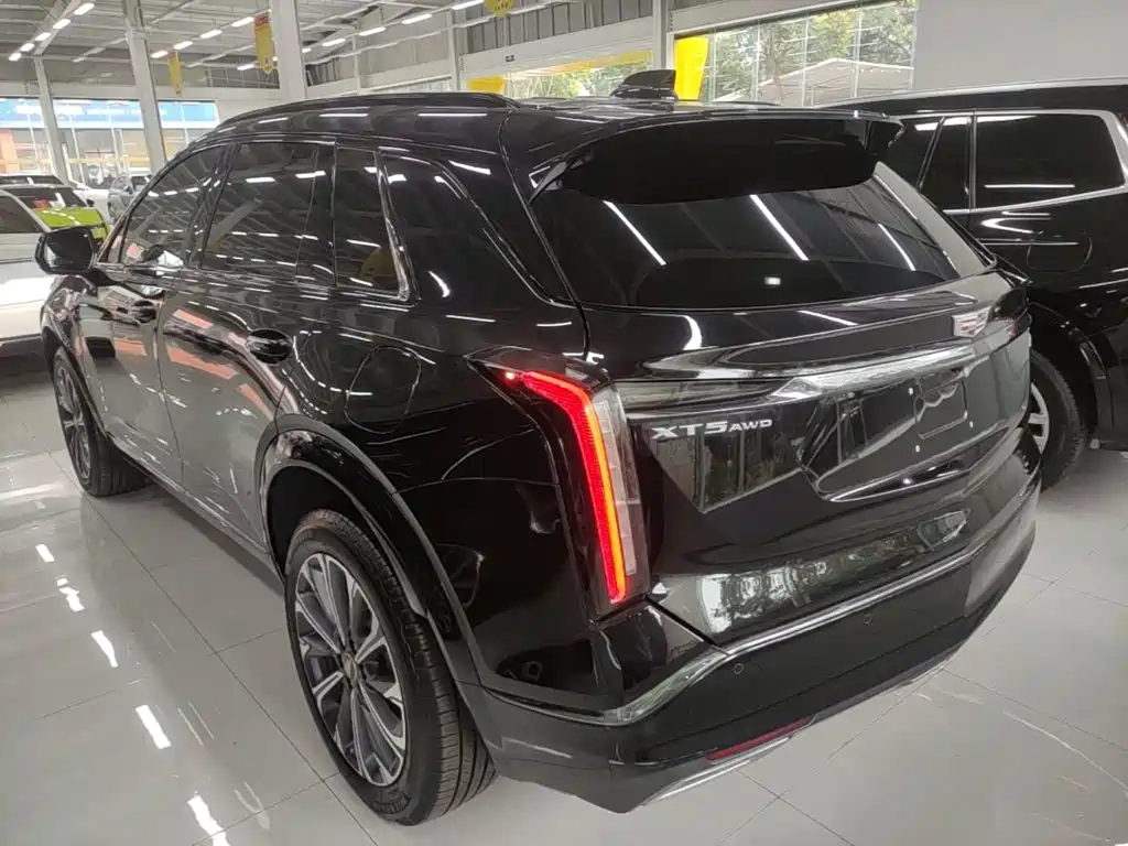 Cadillac XT5 — миниатюра 5