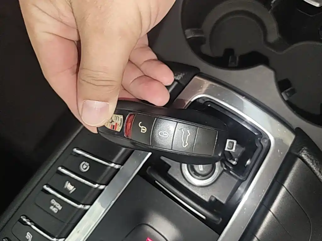 Porsche Macan — миниатюра 9