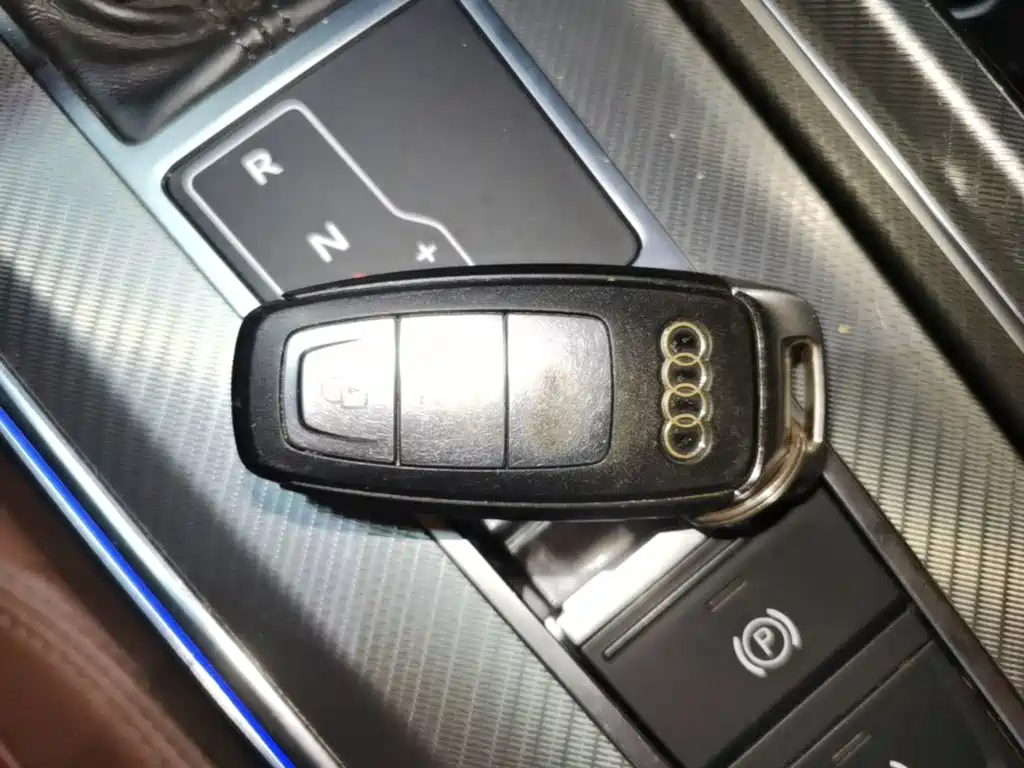 Audi A6L — миниатюра 15