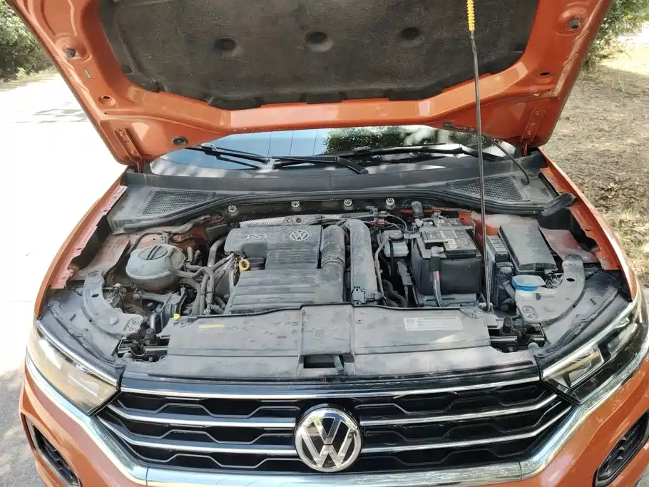 Volkswagen T-Roc — миниатюра 10