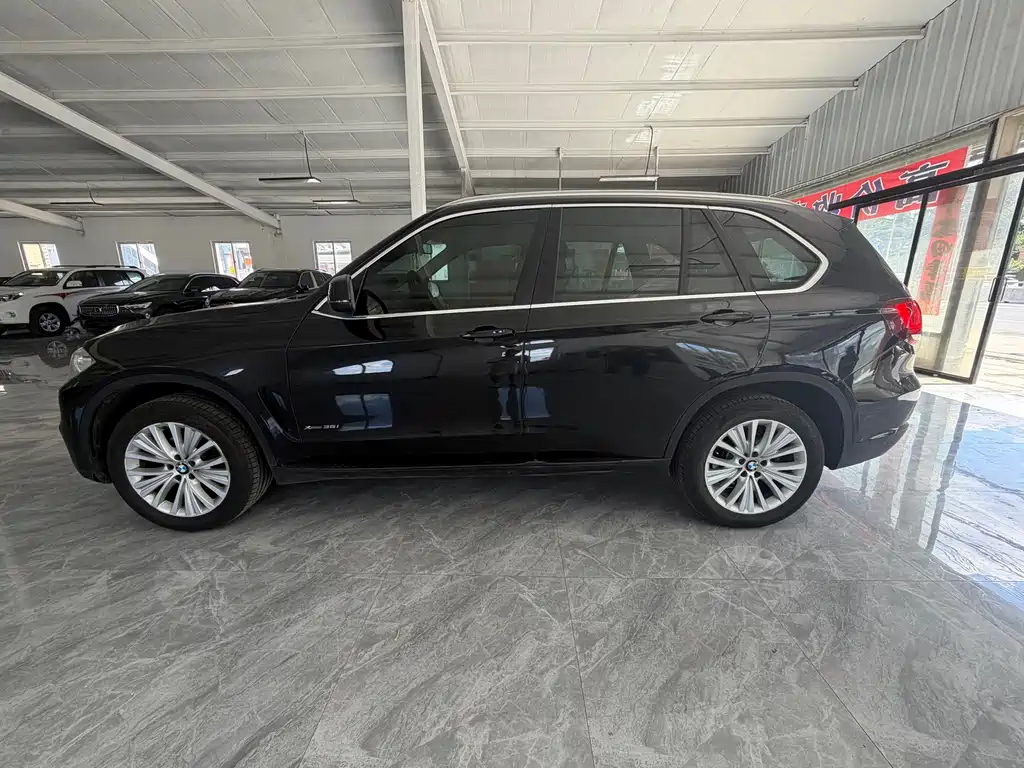BMW X5 (Import) — миниатюра 4