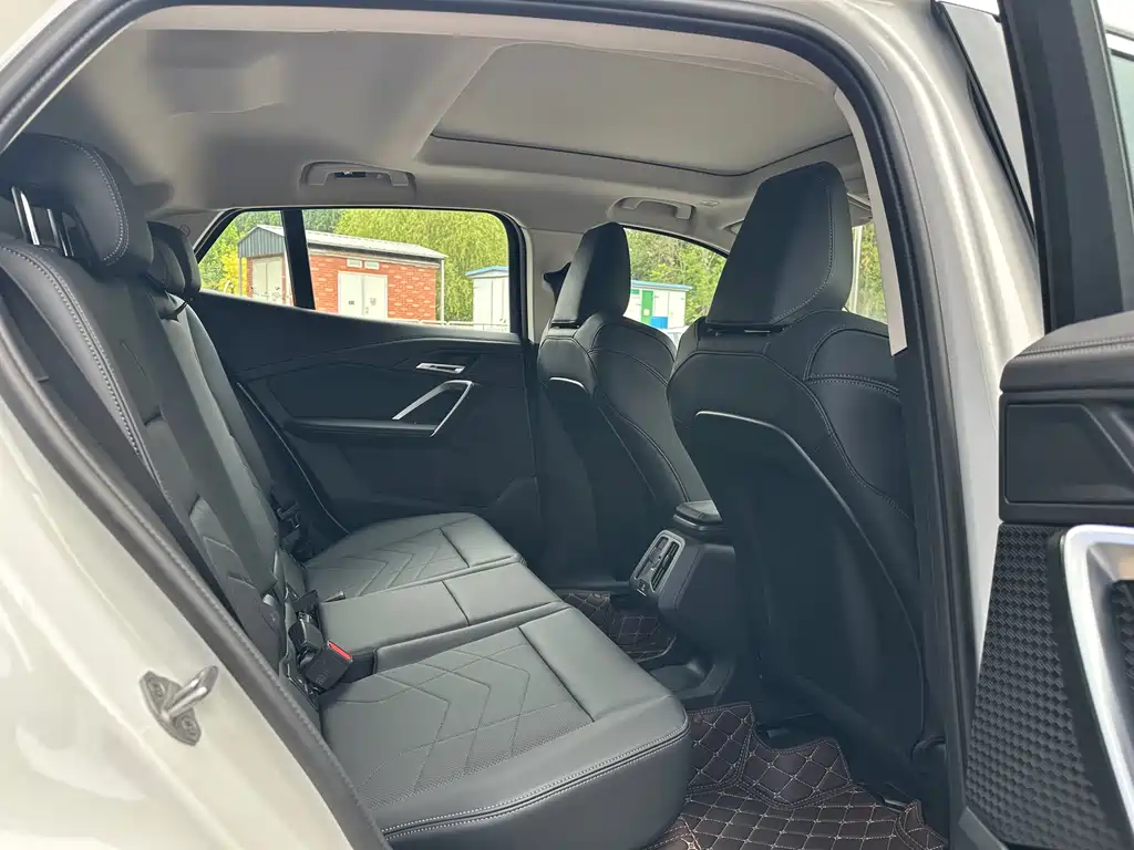 BMW X2 2025 sDrive25i M Sport