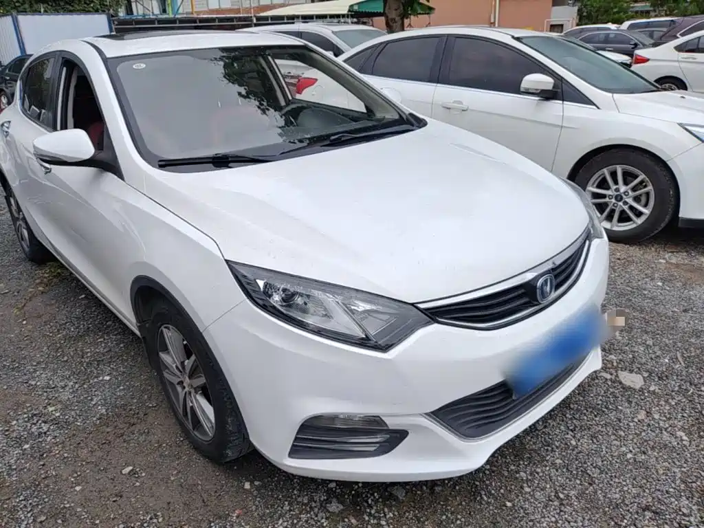 Changan Eado XT — миниатюра 4