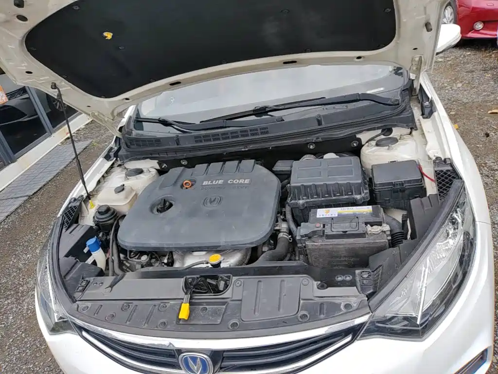 Changan Eado XT — миниатюра 20