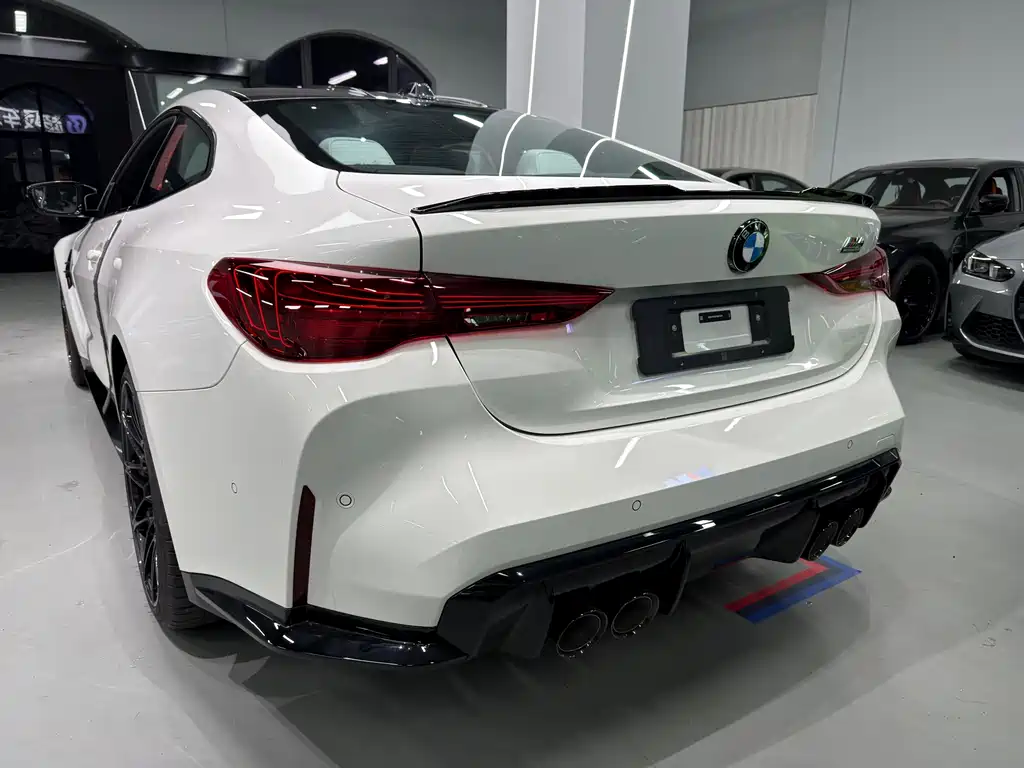 BMW M4 2024 M4 M xDrive