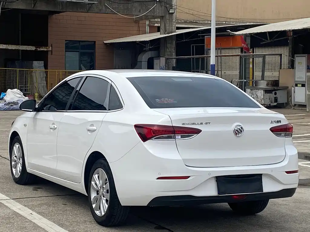 Buick Excelle — миниатюра 5