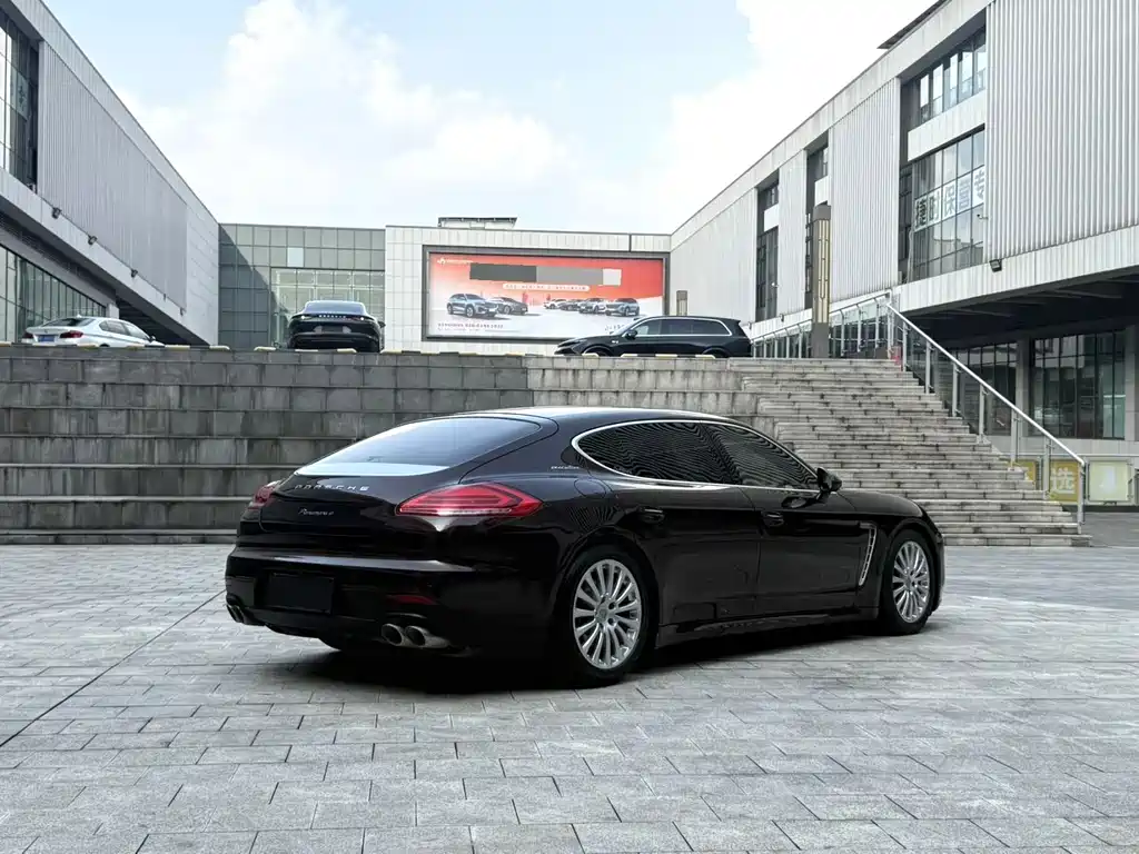 Porsche Panamera 2014 Panamera 4 Executive 3.0T