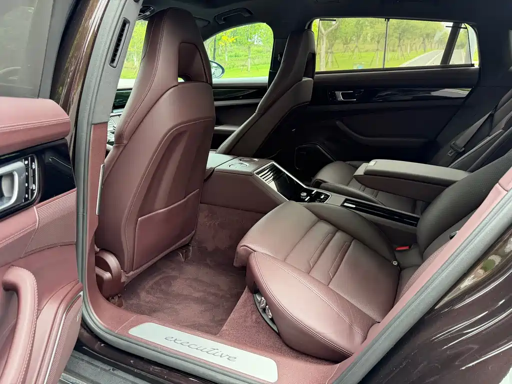 Porsche Panamera — миниатюра 8