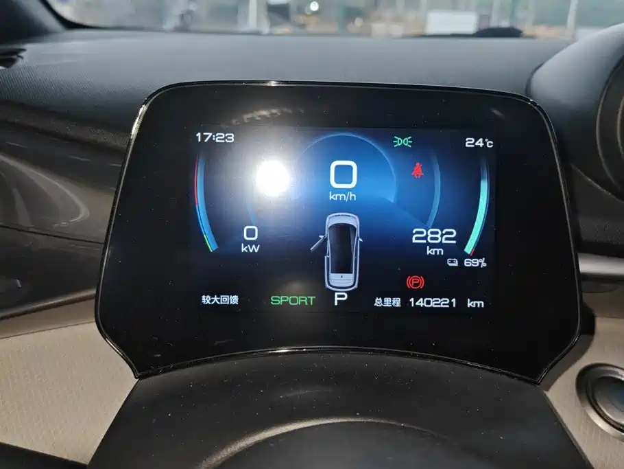 BYD Dolphin — миниатюра 14