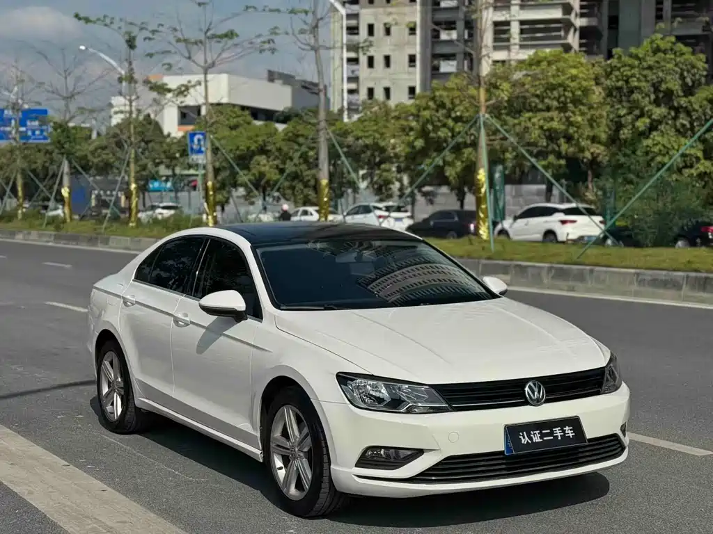 Volkswagen Lamando 2017 280TSI DSG Comfort