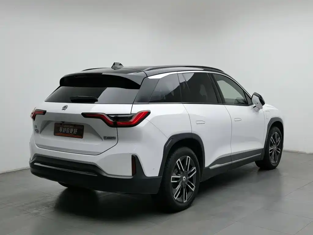 NIO ES6 — миниатюра 2