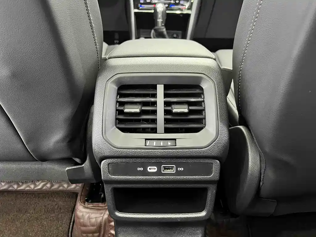Volkswagen Tharu 2022 280TSI Luxury