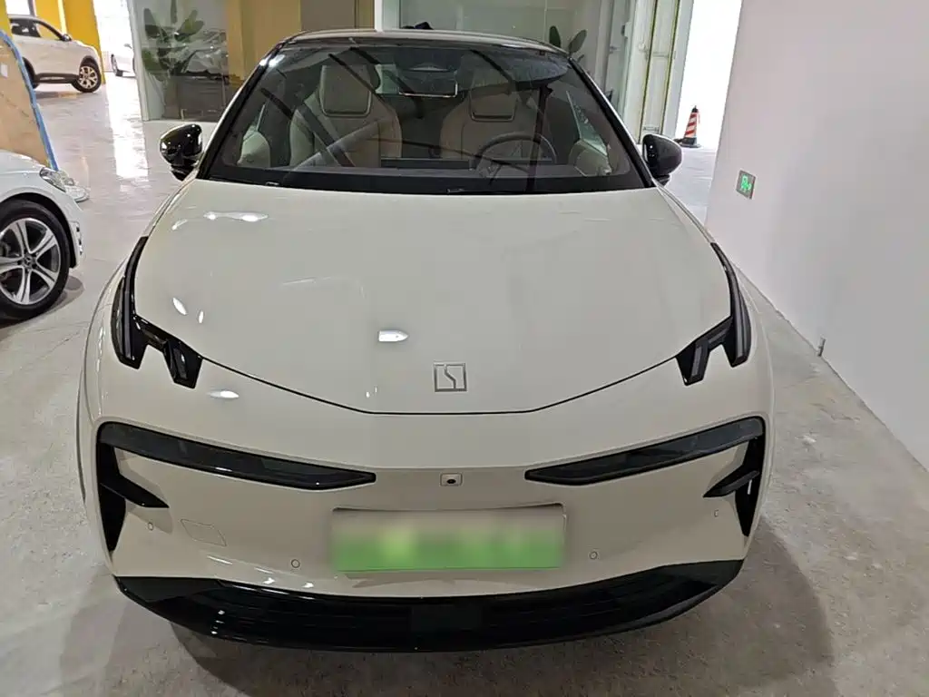 Zeekr X 2025 мест