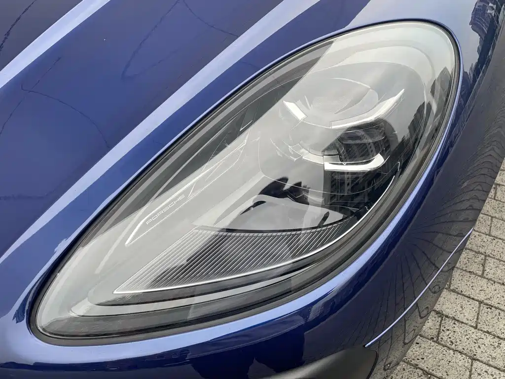 Porsche Macan — миниатюра 9
