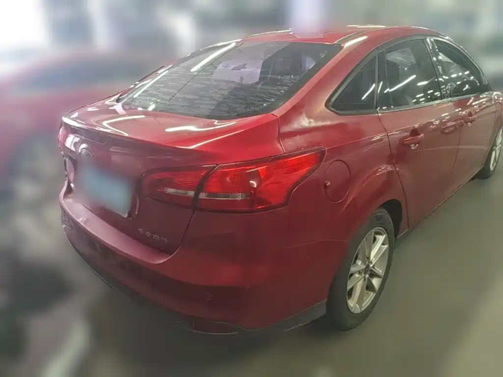 Ford Focus — миниатюра 10