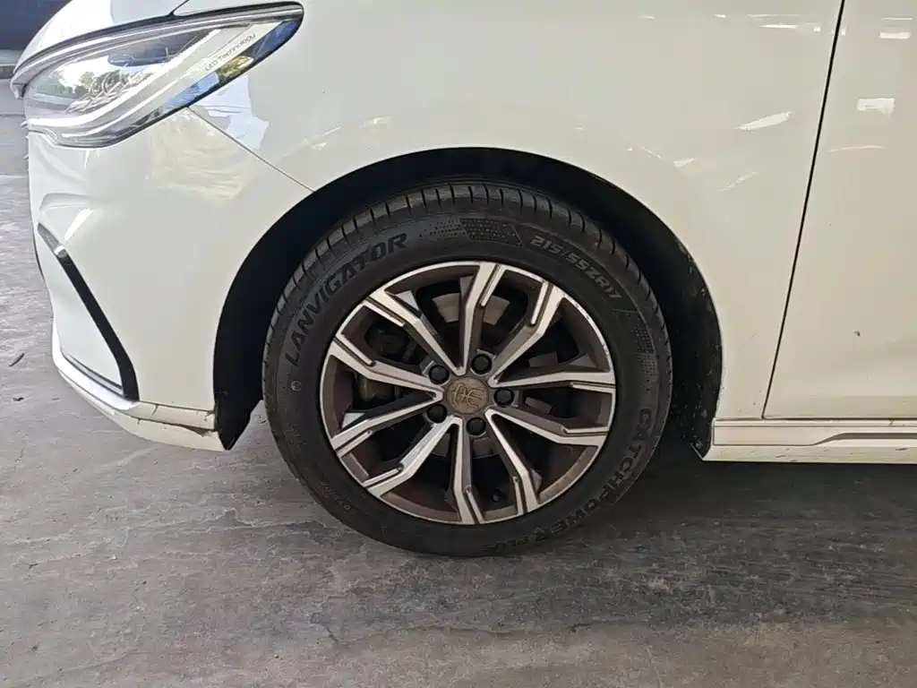 BYD MAX — миниатюра 23