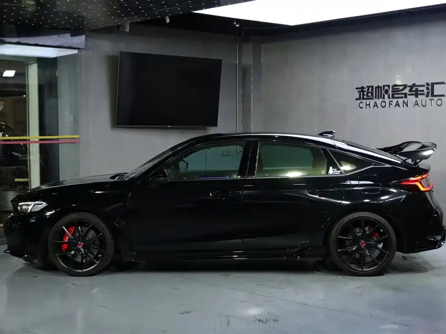 Honda Civic 2023 2.0T 420TURBO TYPE R