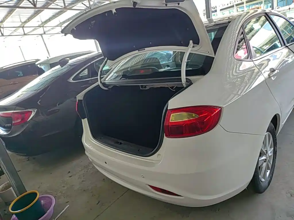 JAC Heyue A30 — миниатюра 19